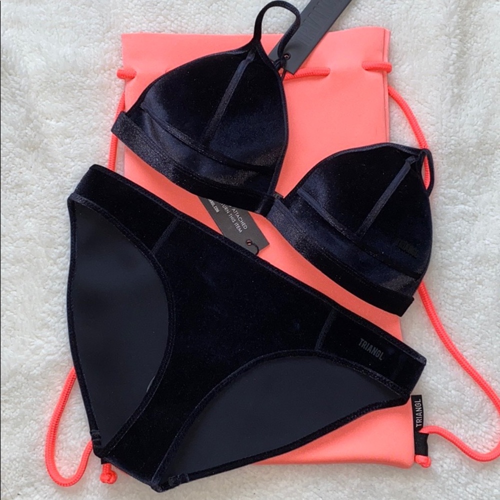 Triangl Tootsie (Top S-Small++/Bottoms M-Medium)